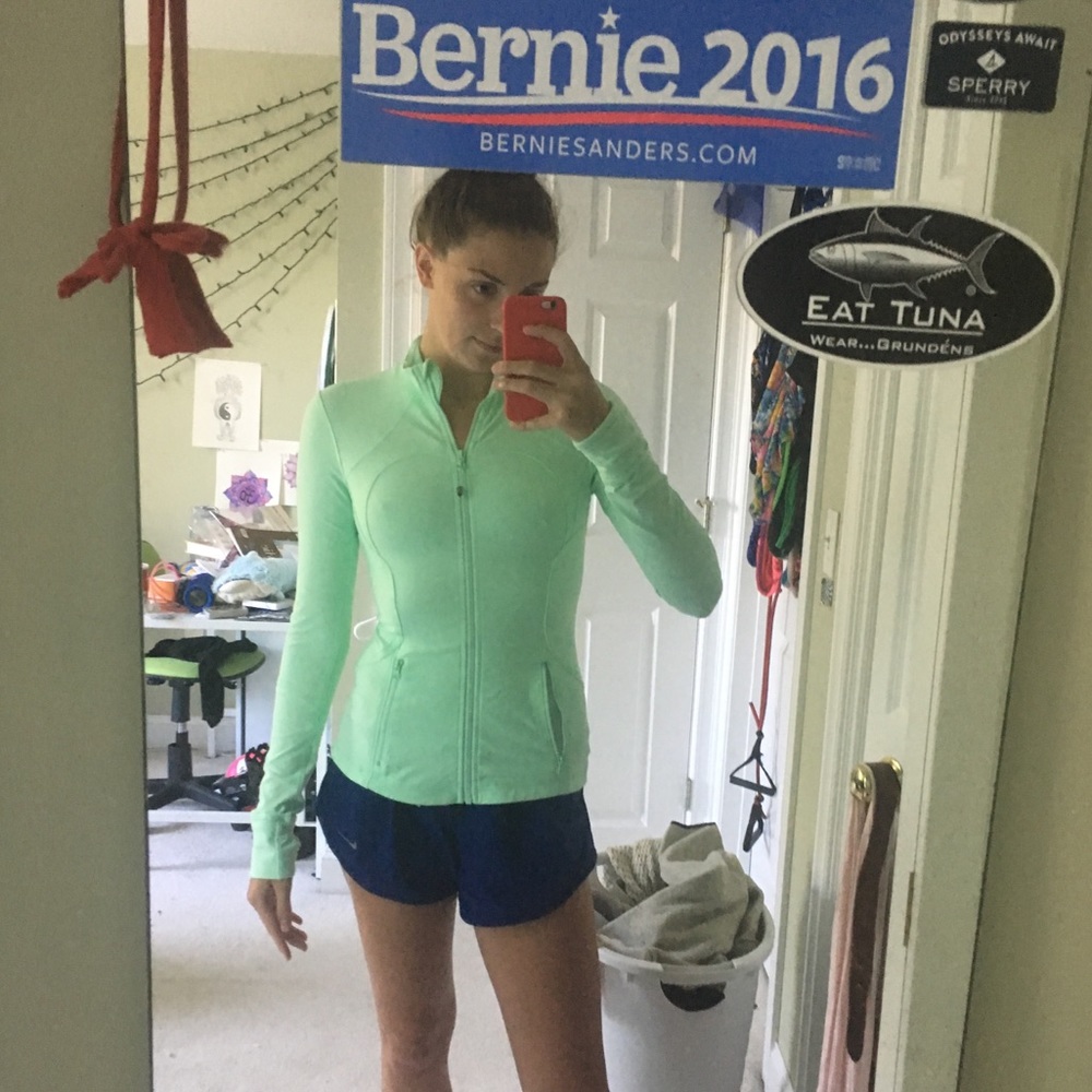 Lululemon mint jacket